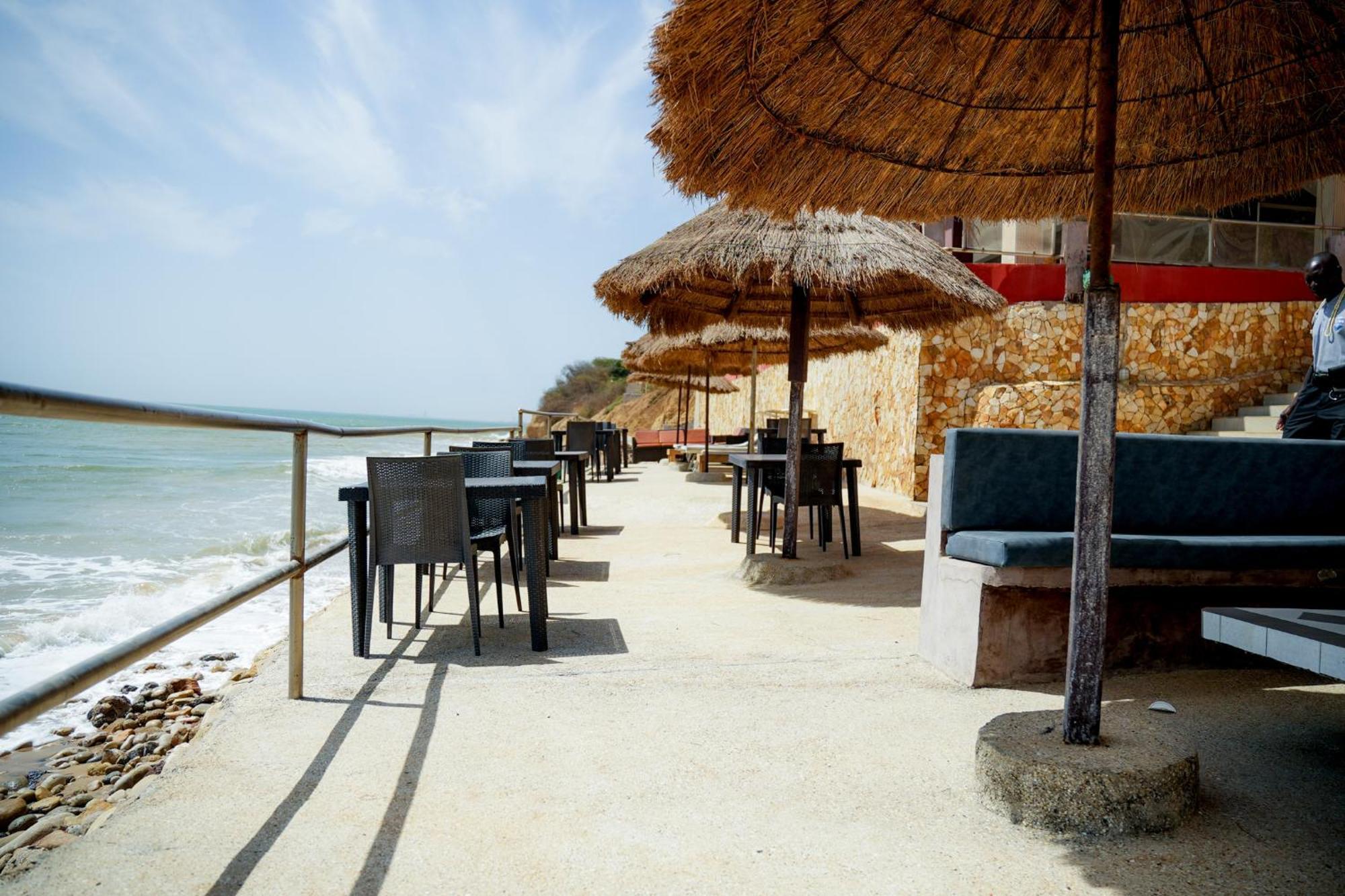 Iris Hotel Toubab Dialaw Esterno foto